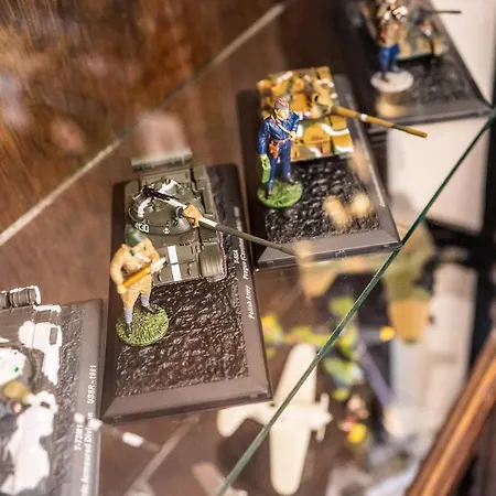 Apartment Private Museum With Antique Decor