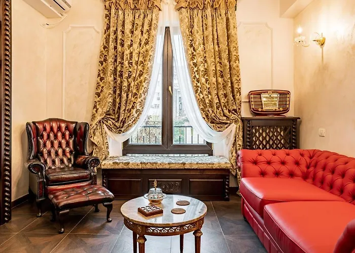 Private Museum With Antique Decor Bucareste